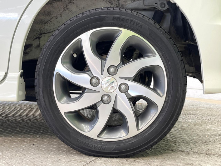 2010 Suzuki Palette SW DBA-MK21S (UW-69fd52b92acfc)[20]