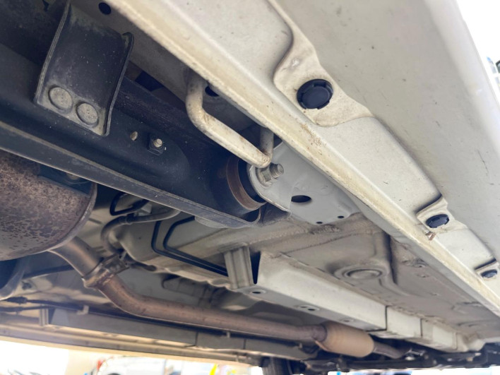 2010 Suzuki Palette SW DBA-MK21S (UW-69fd52b92acfc)[18]