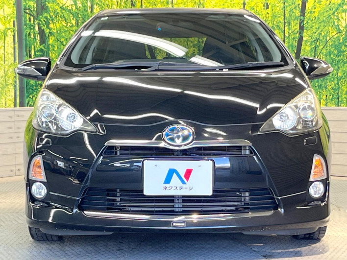 2012 Toyota Aqua DAA-NHP10 (UW-69fd52d57a43e)[9]