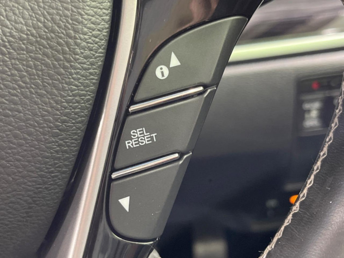 2014 Honda Odyssey DBA-RC1 (UW-69fd52dfbf1aa)[27]