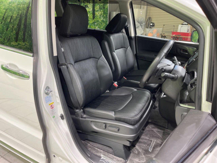 2014 Honda Odyssey DBA-RC1 (UW-69fd52dfbf1aa)[6]