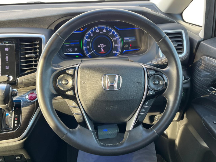 2017 Honda Odyssey Hybrid DAA-RC4 (UW-69fd52e01a477)[28]