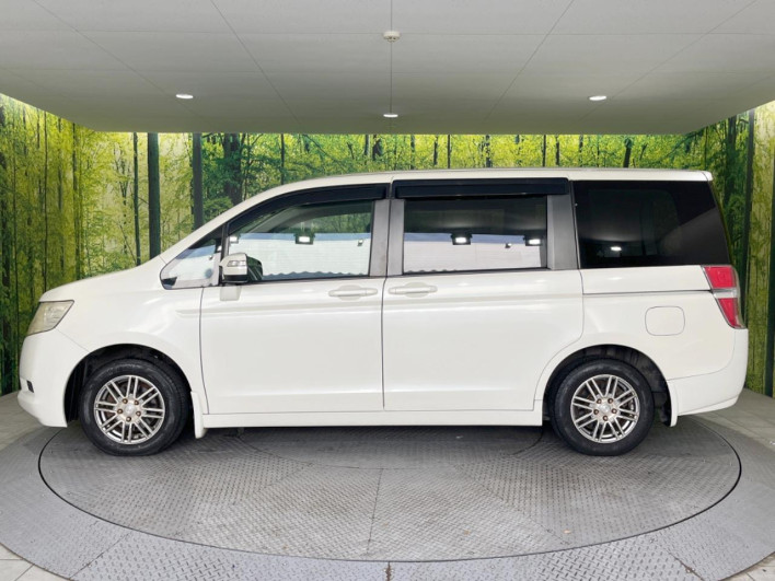 2010 Honda Step Wagon DBA-RK1 (UW-69fd52e1bc9ad)[5]
