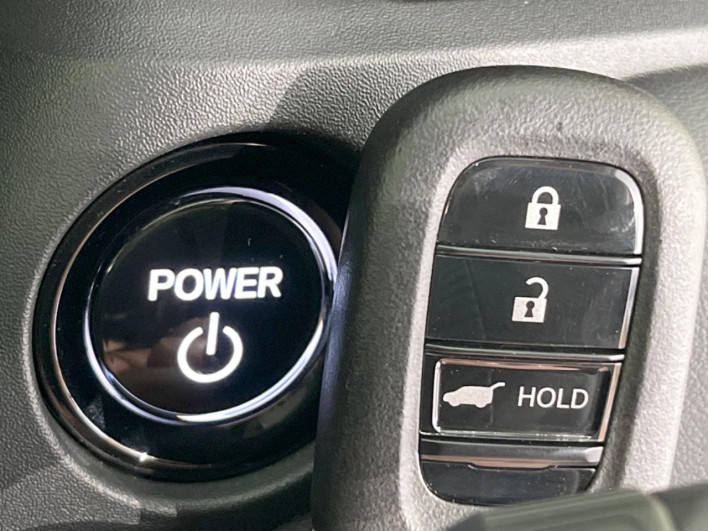 2024 Honda VEZEL 6AA-RV5 (UW-69fd52e6dc9e2)[24]