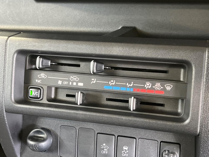 2019 Daihatsu Hiace Truck EBD-S500P (UW-69fd52e8c8c78)[23]