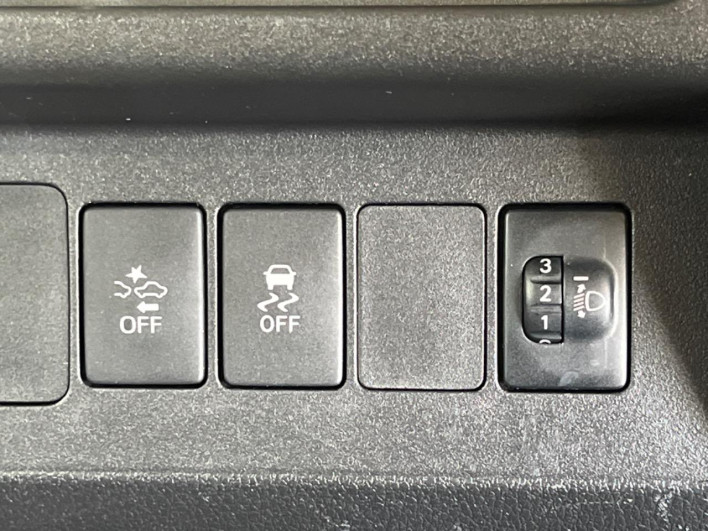 2019 Daihatsu Hiace Truck EBD-S500P (UW-69fd52e8c8c78)[24]
