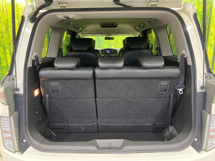 2016 Nissan Elgrand DBA-TE52 (UW-69fd52eebc37f)[22]