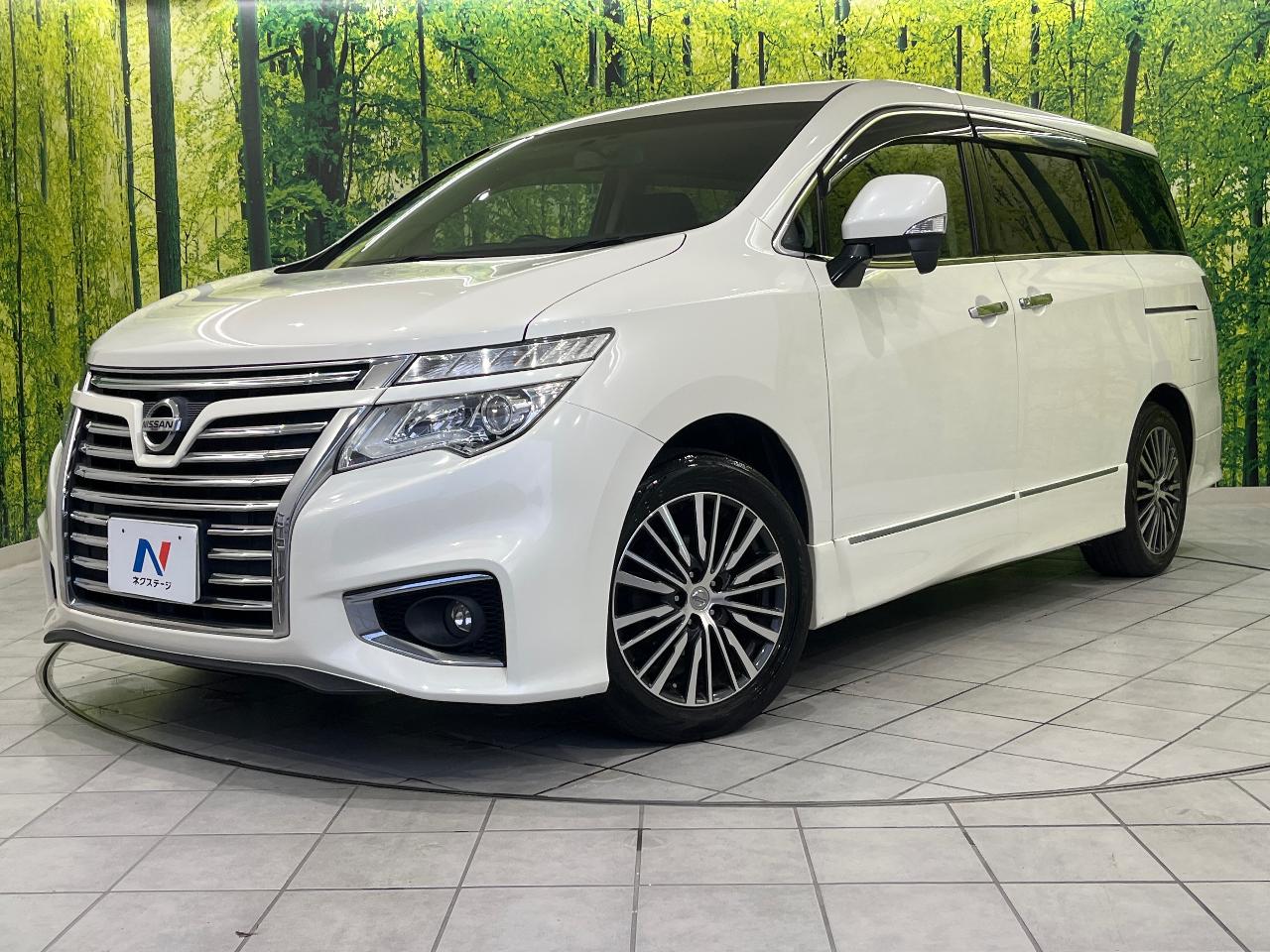 2016 Nissan Elgrand DBA-TE52