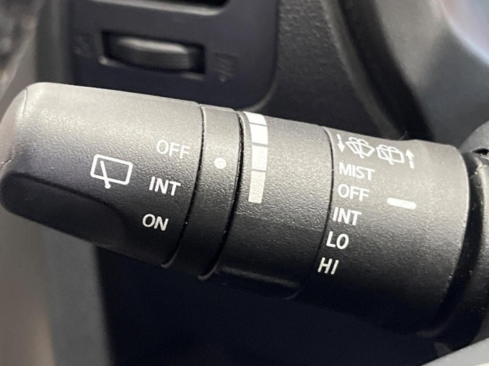 2011 Nissan X-Trail CBA-TNT31 (UW-69fd52ef43946)[18]