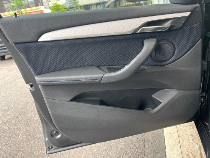 2018 BMW X1 LDA-HT20 (UW-69fd52f7258f8)[17]