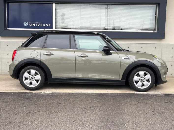 2019 Rover Mini LDA-XT15M (UW-69fd52f9516b5)[21]