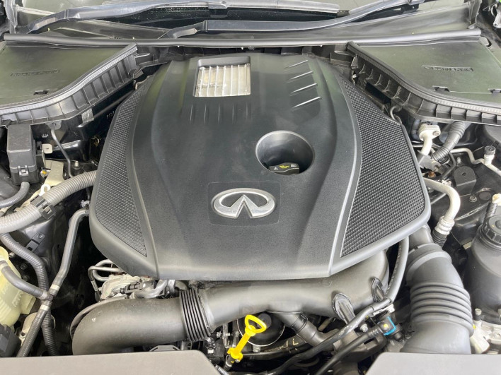 2018 Nissan Skyline DBA-YV37 (UW-69fd52fe39332)[17]