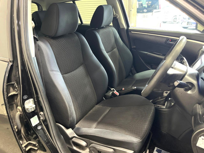 2013 Suzuki Swift DBA-ZC72S (UW-69fd52ff5e288)[12]