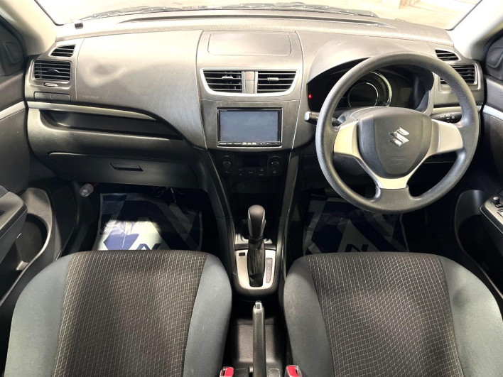 2013 Suzuki Swift DBA-ZC72S (UW-69fd52ff5e288)[14]
