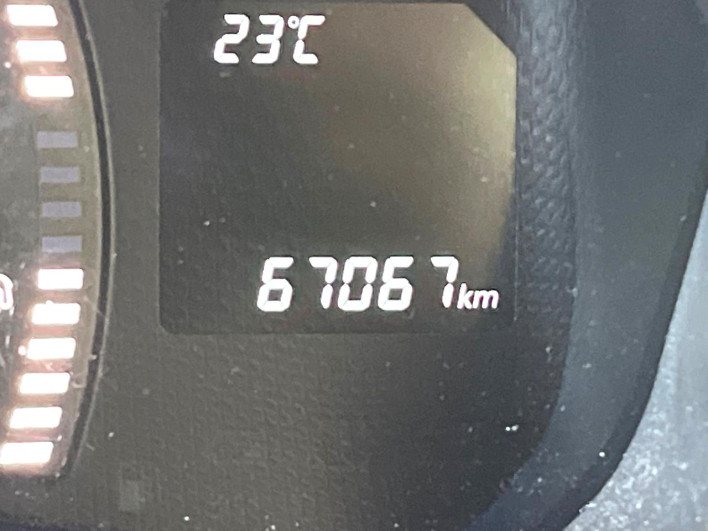 2013 Suzuki Swift DBA-ZC72S (UW-69fd52ff5e288)[2]