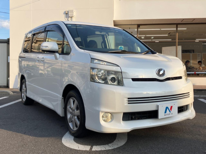 2009 Toyota Voxy DBA-ZRR70W (UW-69fd530341588)[7]