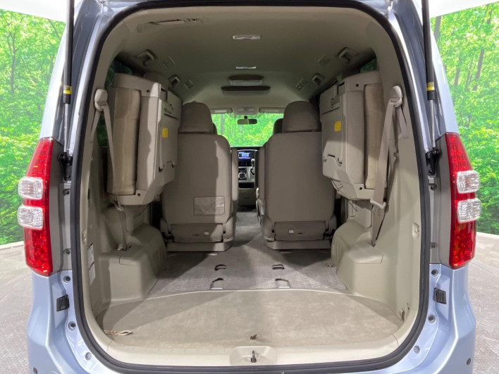 2011 Toyota Noah DBA-ZRR75G (UW-69fd530394e33)[18]