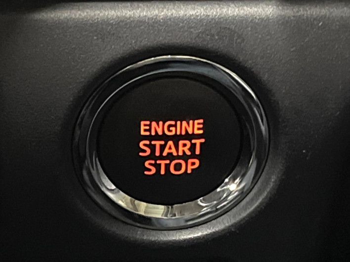 2014 Toyota Noah DBA-ZRR80W (UW-69fd530509829)[9]