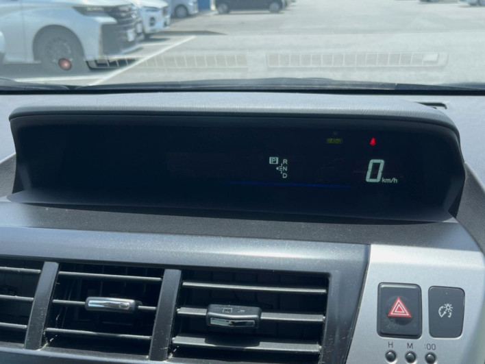 2012 Toyota Prius α DAA-ZVW41W (UW-69fd530fecfd1)[4]