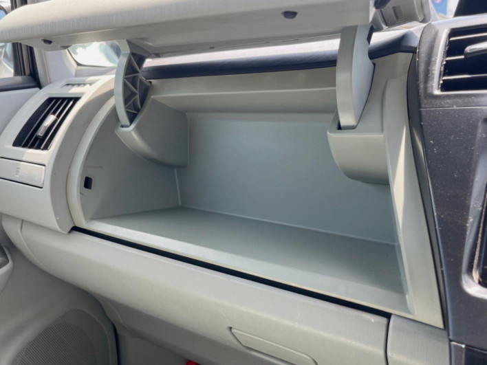 2012 Toyota Prius α DAA-ZVW41W (UW-69fd530fecfd1)[7]