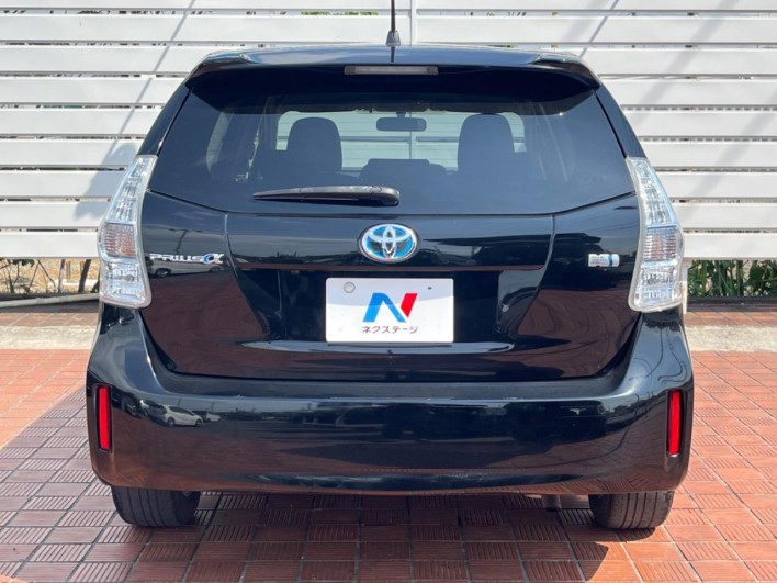 2014 Toyota Prius α DAA-ZVW41W (UW-69fd5310117a2)[13]