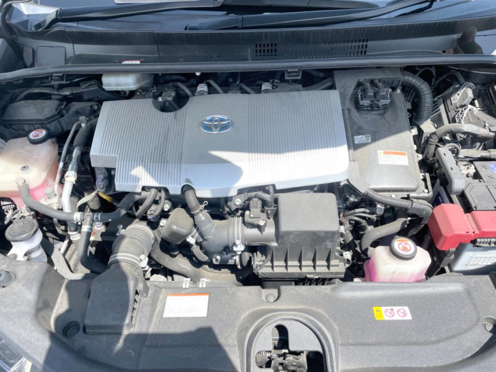 2020 Toyota Prius DAA-ZVW51 (UW-69fd5311c78b4)[11]