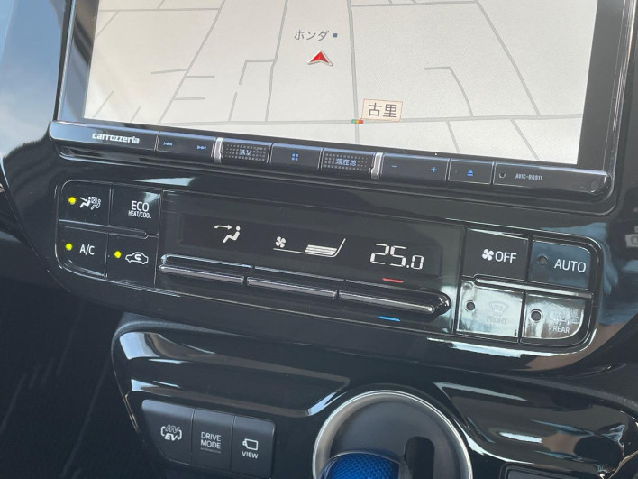 2021 Toyota Prius PHV 6LA-ZVW52 (UW-69fd5312d93a7)[13]