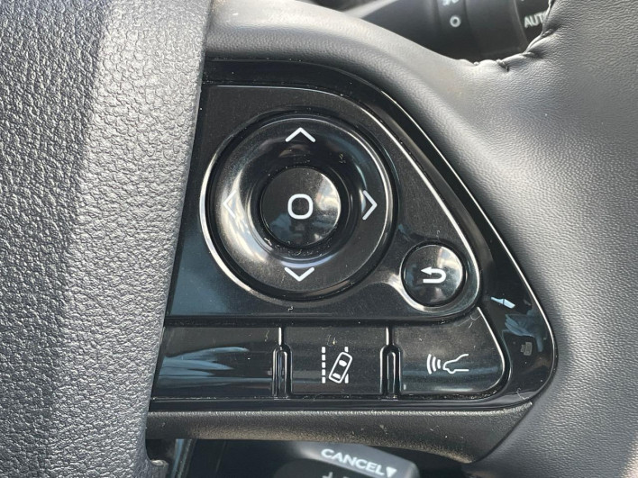 2021 Toyota Prius PHV 6LA-ZVW52 (UW-69fd5312d93a7)[19]