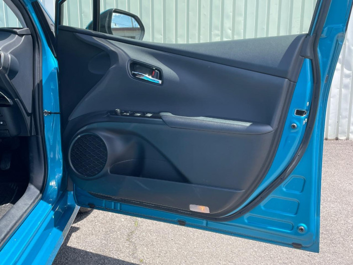 2021 Toyota Prius PHV 6LA-ZVW52 (UW-69fd5312d93a7)[28]