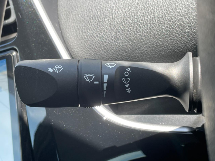 2021 Toyota Prius PHV 6LA-ZVW52 (UW-69fd5312d93a7)[16]