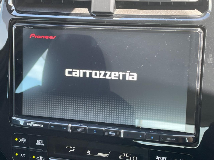 2021 Toyota Prius PHV 6LA-ZVW52 (UW-69fd5312d93a7)[12]