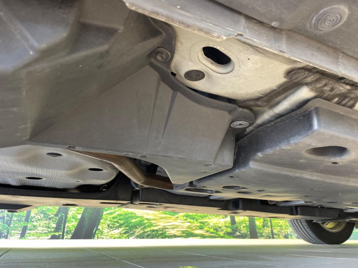 2018 Toyota C-HR DAA-ZYX10 (UW-69fd531d5eac1)[28]