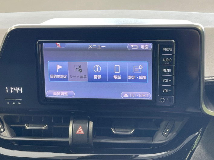 2018 Toyota C-HR DAA-ZYX10 (UW-69fd531d5eac1)[13]