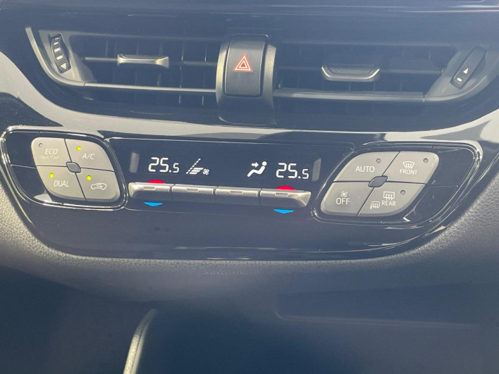 2018 Toyota C-HR DAA-ZYX10 (UW-69fd531d5eac1)[15]