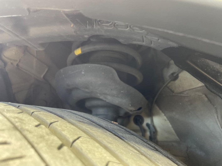 2018 Toyota C-HR DAA-ZYX10 (UW-69fd531d5eac1)[6]