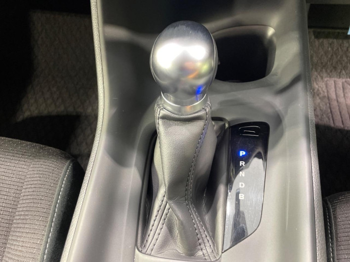 2018 Toyota C-HR DAA-ZYX10 (UW-69fd531d5eac1)[16]