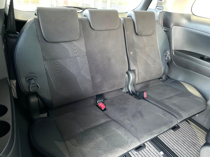 2013 Toyota Estima DBA-ACR50W (UW-69fea3c667164)[18]