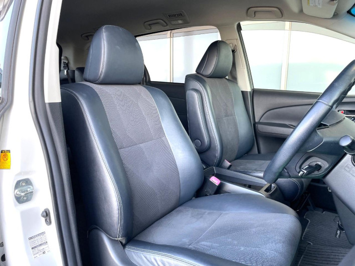 2013 Toyota Estima DBA-ACR50W (UW-69fea3c667164)[12]