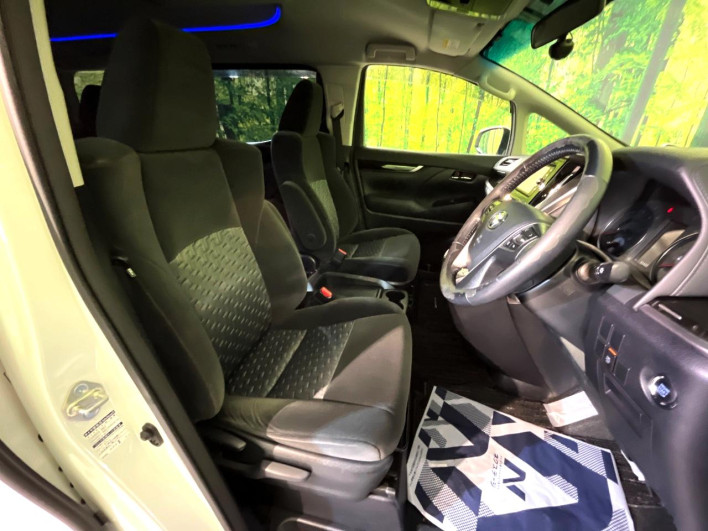 2017 Toyota Vellfire DBA-AGH30W (UW-69fea3c7e0fe4)[25]