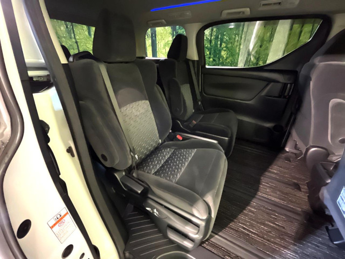2017 Toyota Vellfire DBA-AGH30W (UW-69fea3c7e0fe4)[27]