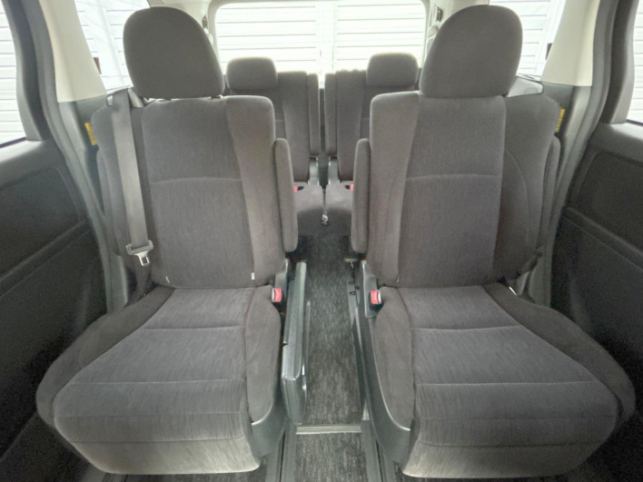 2012 Toyota Vellfire DBA-ANH20W (UW-69fea3cedb877)[26]