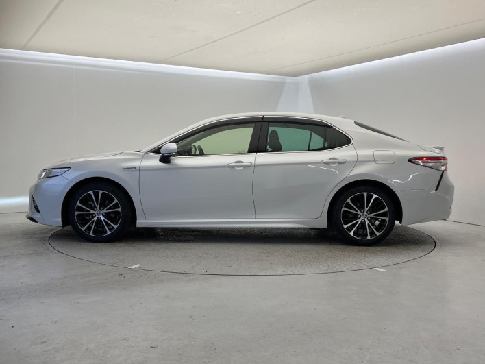 2019 Toyota Camry DAA-AXVH70 (UW-69fea3d7c2d69)[15]