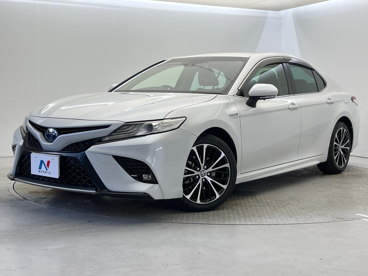 2019 Toyota Camry DAA-AXVH70