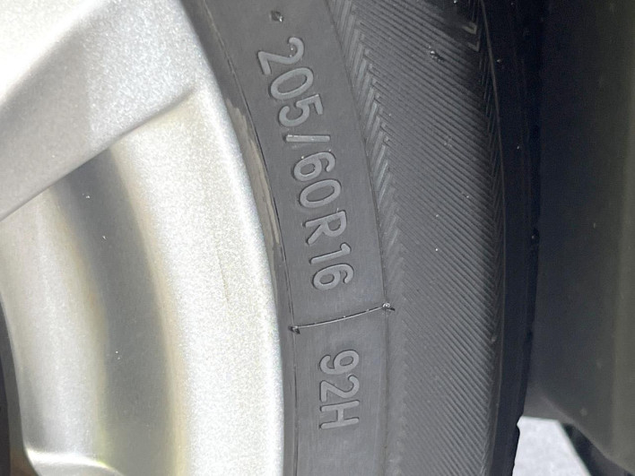 2018 Mazda Axela Sports LDA-BMLFS (UW-69fea3e9210be)[26]