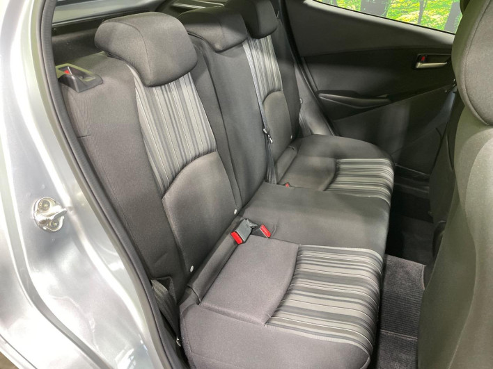 2021 Mazda Mazda2 6BA-DJLFS (UW-69fea3f1e3a20)[6]