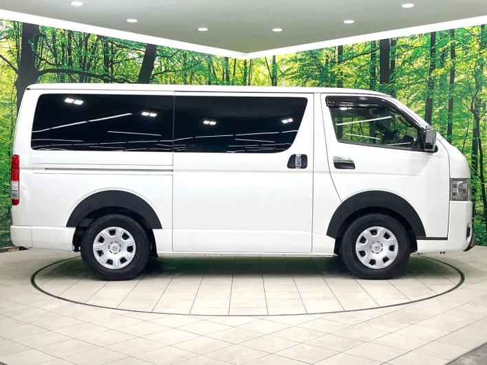 2022 Toyota Hiace Van 3DF-GDH201V (UW-69fea3fc772c4)[11]