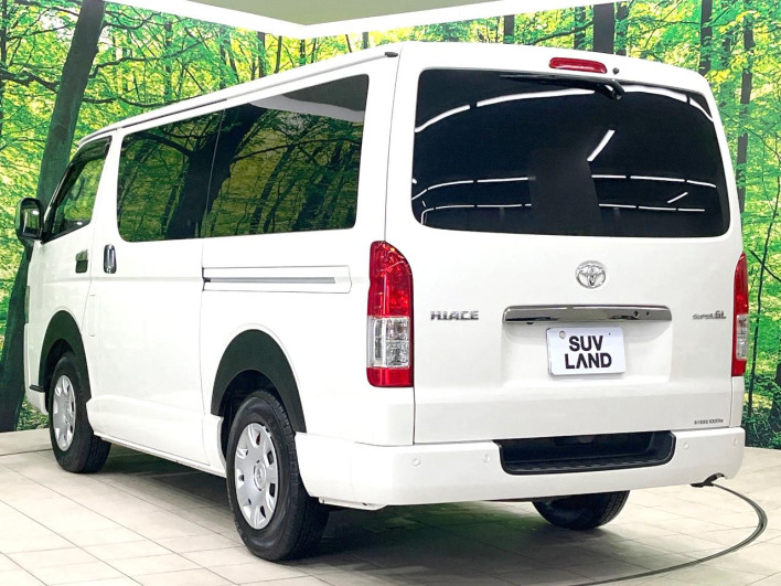 2022 Toyota Hiace Van 3DF-GDH201V (UW-69fea3fc772c4)[8]