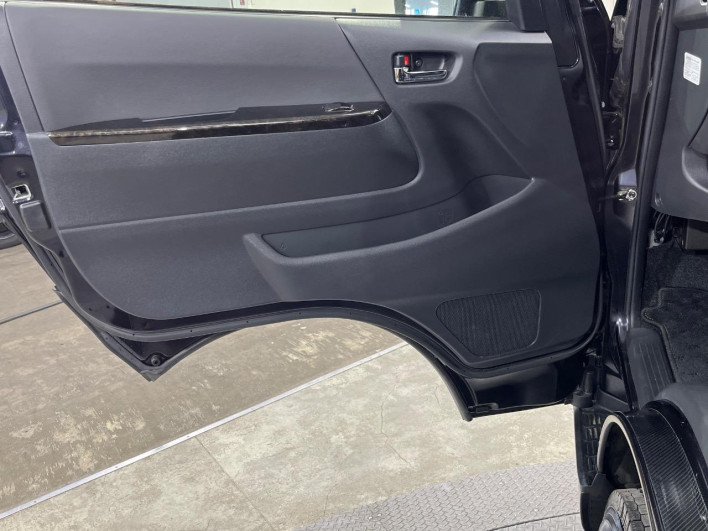 2021 Toyota Hiace Van QDF-GDH206V (UW-69fea3fce0132)[28]