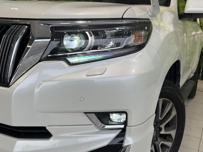 2022 Toyota Land Cruiser Prado 3DA-GDJ150W (UW-69fea3fe48f21)[12]