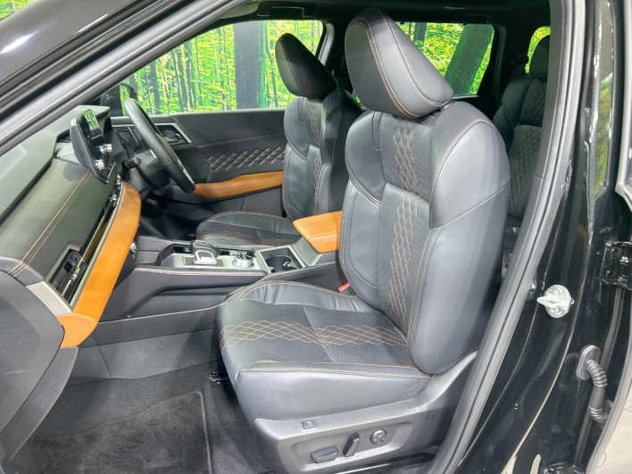 2023 Mitsubishi OUTLANDER PHEV 5LA-GN0W (UW-69fea4056736f)[20]